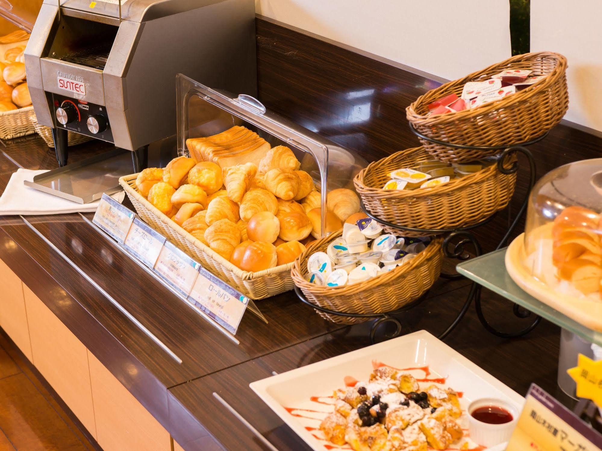 Mitsui Garden Hotel Okayama Bagian luar foto